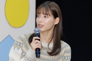 石井杏奈、ドラマ『ブラックガールズトーク』記者会見に登場