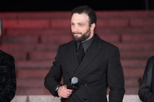 コズモ・ジャーヴィス、ディズニープラスSTARオリジナルシリーズ『SHOGUN 将軍』来日大ヒット祈願イベントに登場