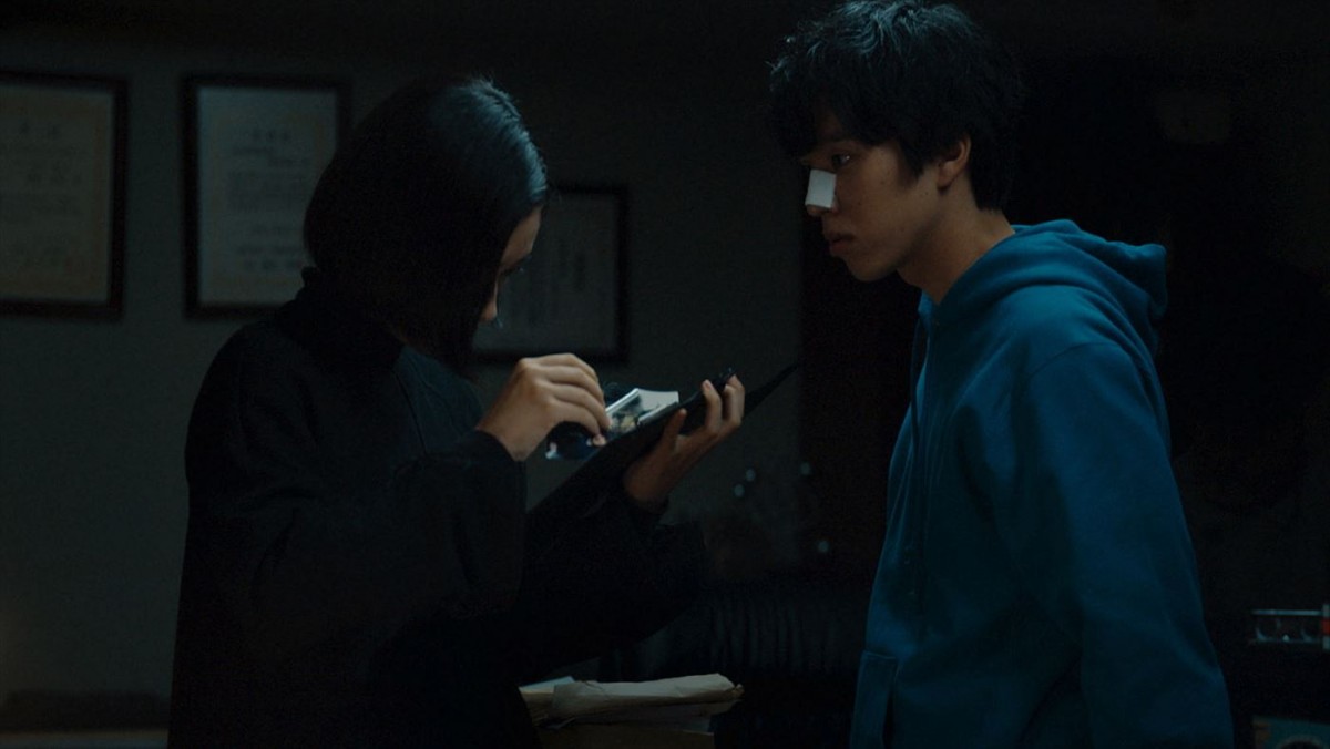 河合優実×坂東龍汰W主演、『オッドタクシー』の世界から誕生した実写ドラマ『RoOT / ルート』場面写真一挙解禁