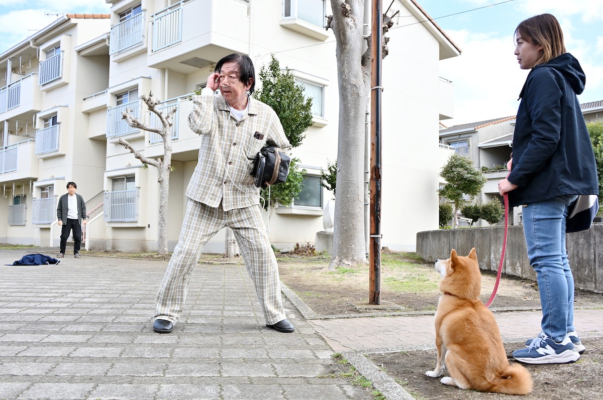 『不適切にも』古田新太のミュージカルシーンに爆笑と感激の声「腹よじれる」「さすが」