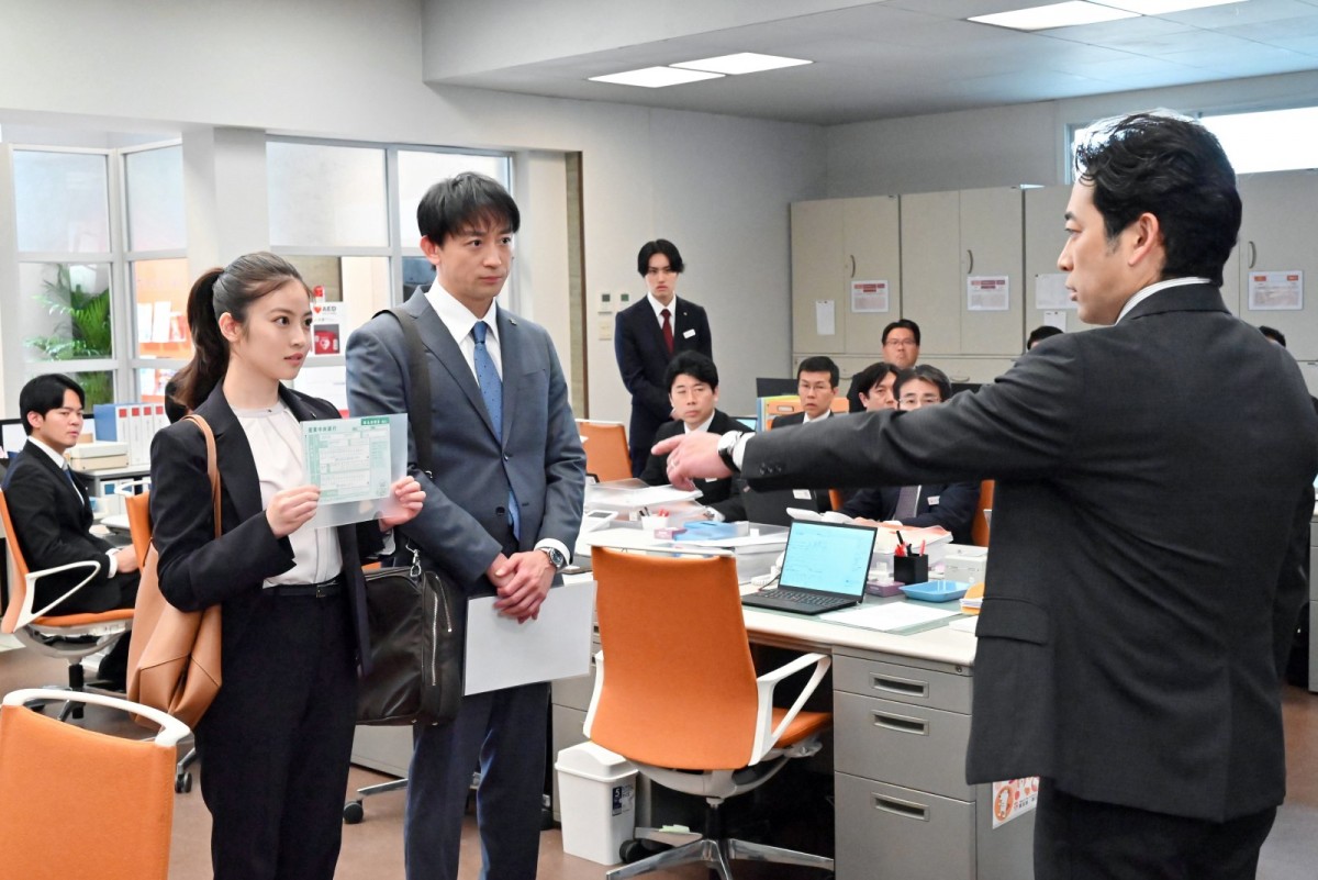 今田美桜主演『花咲舞が黙ってない』迫田孝也がパワハラ支店長、犬飼貴丈が熱血研究者に！　豪華ゲスト解禁