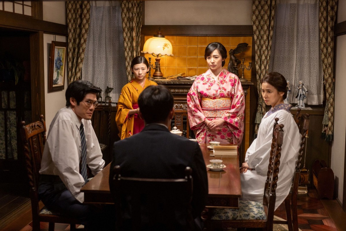 明日の『虎に翼』“寅子”伊藤沙莉、父“直言”岡部たかし逮捕に衝撃　大事件へ発展し事態はますます悪化