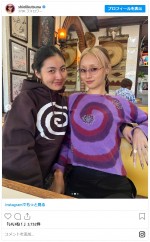忽那汐里、印象激変の近況ショット公開 ※「忽那汐里」インスタグラム
