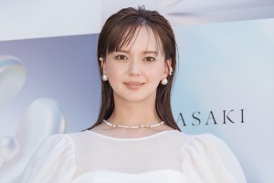 多部未華子、TASAKI 70周年アニバーサリー エキシビション「FLOATING SHELL」フォトコールに登場