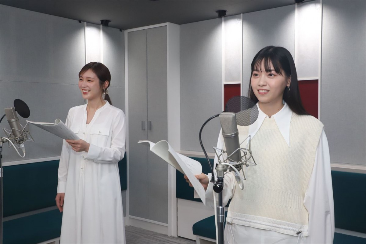 映画『トラペジウム』で声優共演した(左から)高山一実、西野七瀬のアフレコの様子
