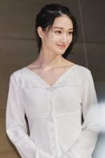 剛力彩芽、映画『お終活 再春！人生ラプソディ』舞台挨拶に登場