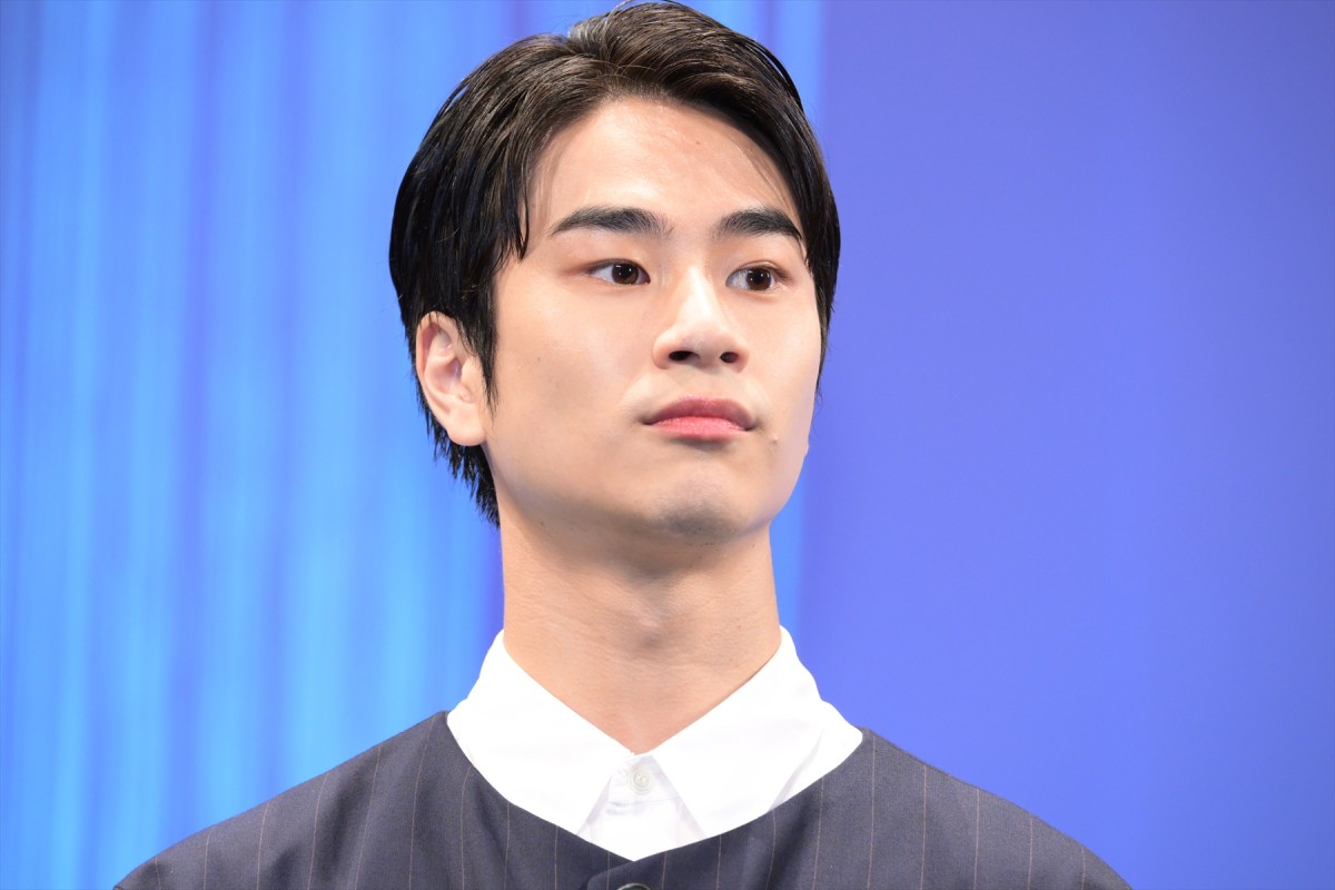 永野芽郁、舞台挨拶中ハプニングに見舞われた高橋文哉に神対応　観客沸かせる