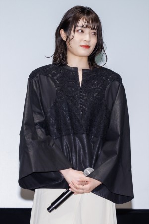 吉田美月喜、『ルックバック』完成披露舞台挨拶に登場