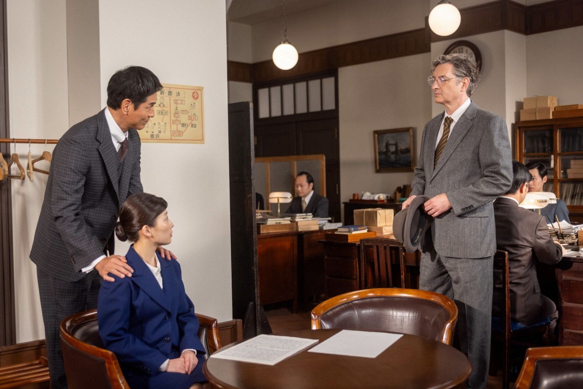 明日の『虎に翼』“寅子”伊藤沙莉、民法の改正案を読み、かつての仲間たちを思い出す