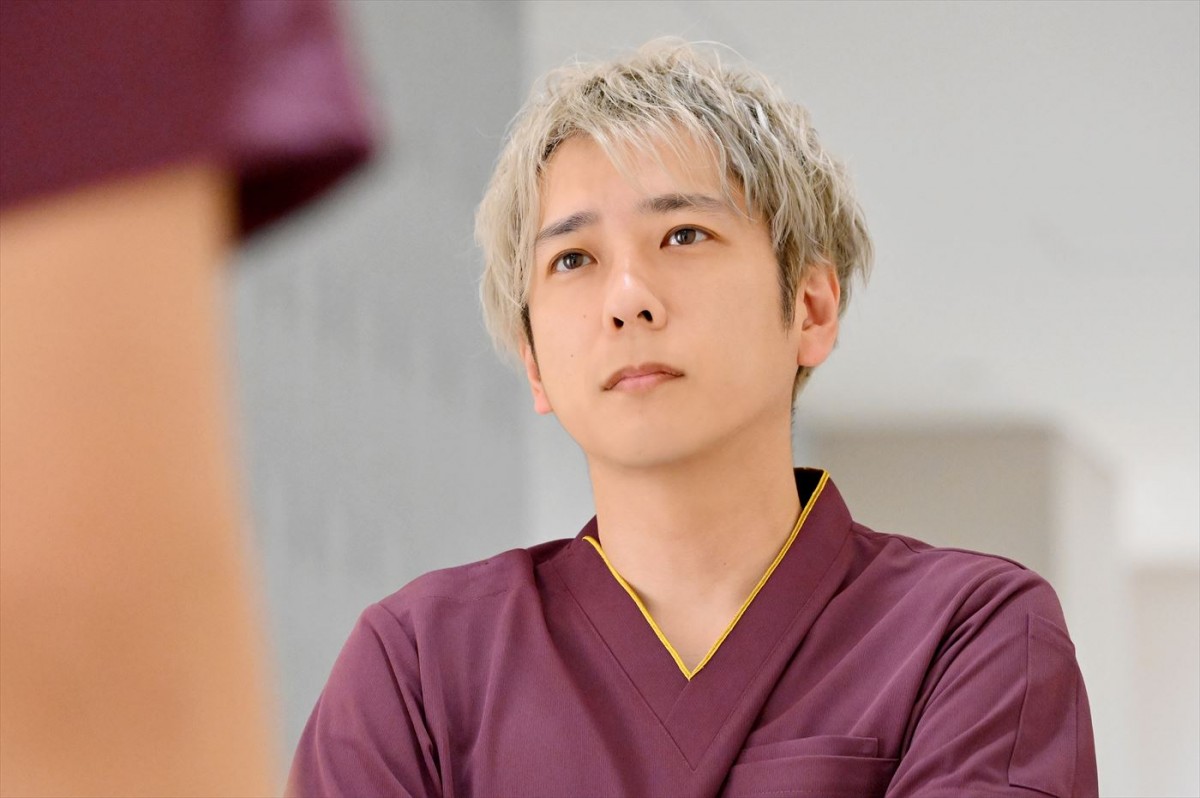 二宮和也主演『ブラックペアン シーズン2』、豪・ゴールドコーストで過去最大規模のロケを敢行！　キム・ムジュンの出演も決定