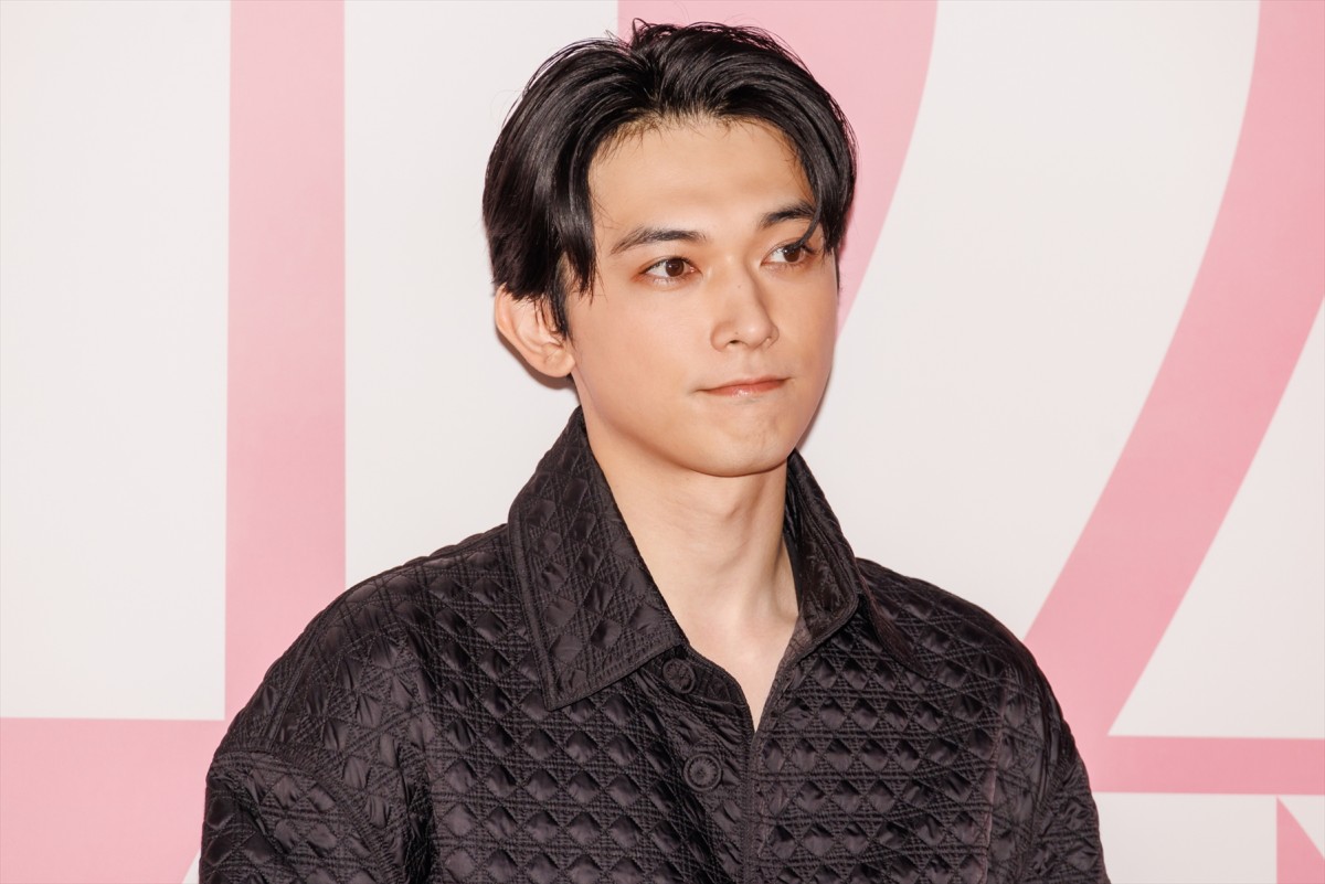 山下智久、BLACK PINK・ジス、ナタリー・ポートマンら豪華ゲストが集結「ミス ディオール 展覧会 ある女性の物語」