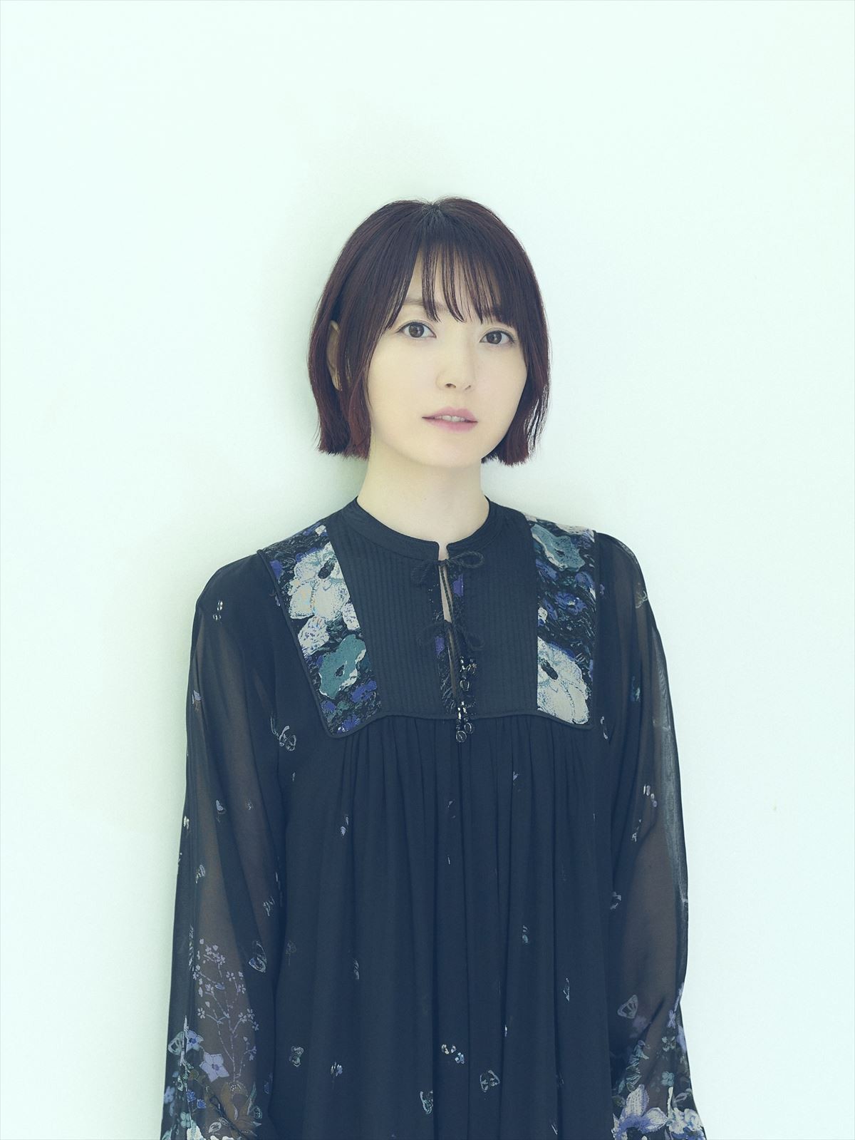 花澤香菜が1人2役！　シャマラン監督娘が贈るホラー映画『ザ・ウォッチャーズ』特別吹替3DオーディオCM解禁