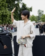 「フェンディ（FENDI） 2025年春夏 メンズコレクション」に参加した目黒蓮