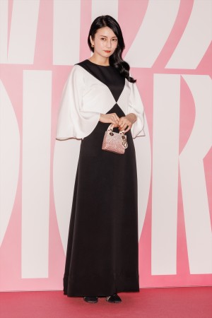 柴咲コウ、「ミスディオール展覧会　ある女性の物語」に登場