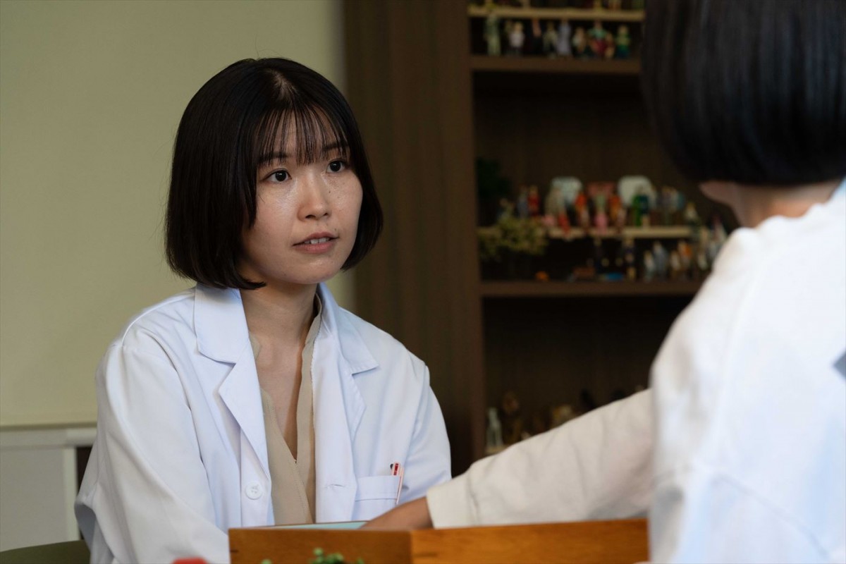 河合優実主演『ナミビアの砂漠』、新谷ゆづみ、唐田えりか、渡辺真起子らを捉えた場面写真公開
