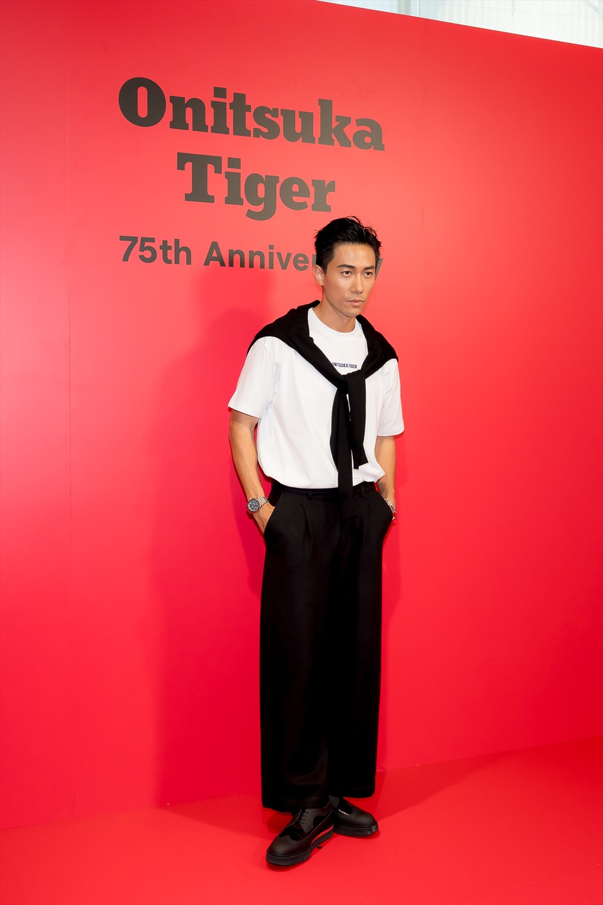 チェ・ジョンヒョプがイベント登場　さわやかな笑顔でフォトコールに応じる