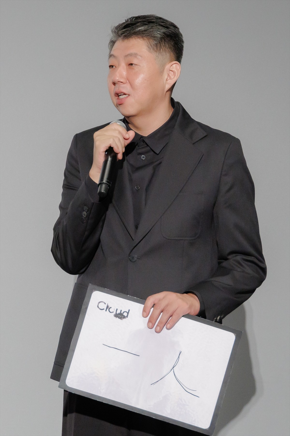 菅田将暉「ピーラーで剥いていたら親指をバッて」　撮影前日の緊張を実感