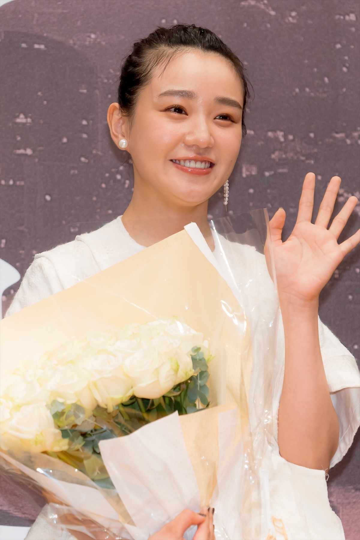 キスマイ・藤ヶ谷太輔、奈緒に花束をサプライズプレゼント　お互いの意外な一面も明かす