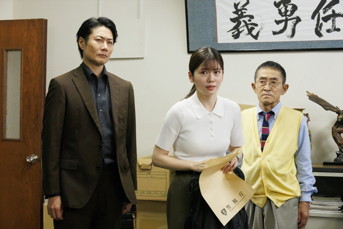 『GO HOME』第8話　“手嶋”阿部亮平、拳銃を奪われる　その銃を使った殺人事件が発生し窮地に!?