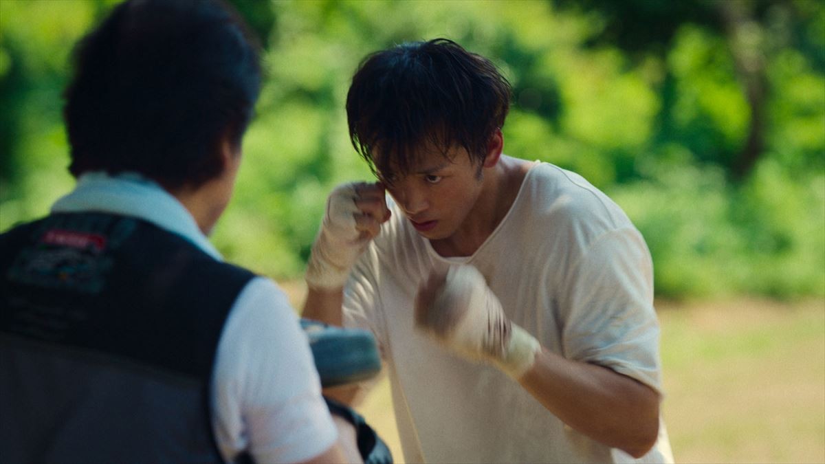 竹内涼真＆賀来賢人が語る“作品と観客”の関係値　ブーイングは「ある意味でフェア」