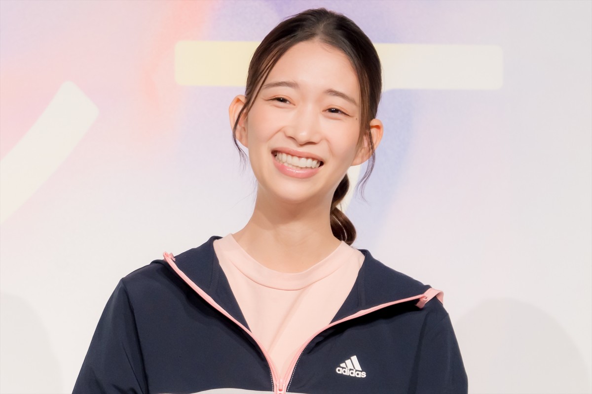 松下洸平、小学生の頃は外で遊ぶのが大好き　現在も「児童よりはしゃがないよう気をつけています」