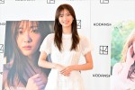 櫻坂46・田村保乃、2nd写真集『隣の席になりたい』発売記念会見に登場