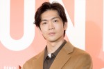 松下洸平、「ユニクロ 新宿本店」オープン記念イベントに登場
