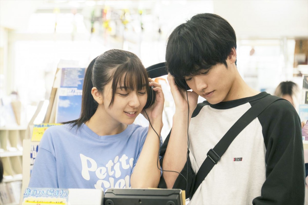 赤楚衛二×上白石萌歌がおくる映画『366日』、愛の軌跡をたどる場面写真初解禁