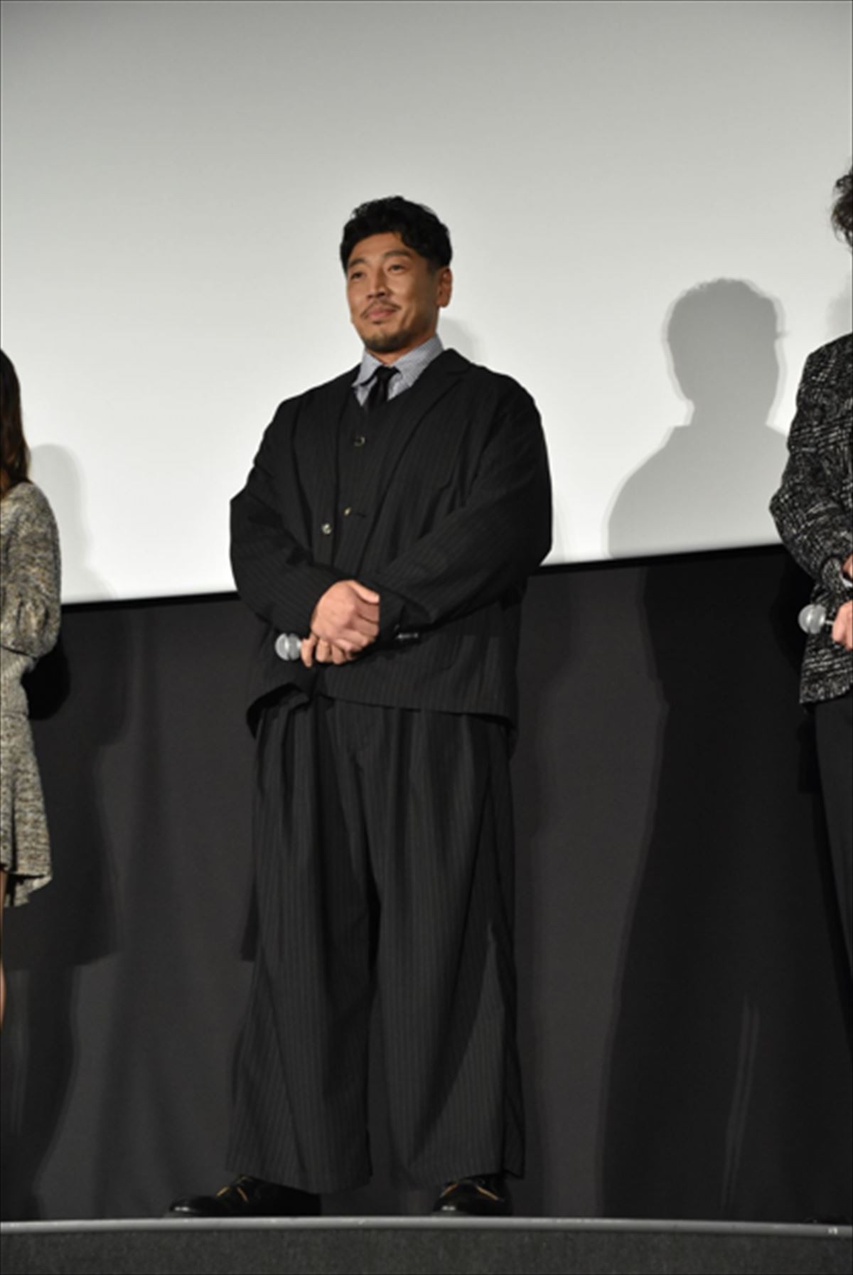 内野聖陽、上田慎一郎監督の熱意を称賛　『アングリースクワッド』は「彼の情熱から生まれた映画です」