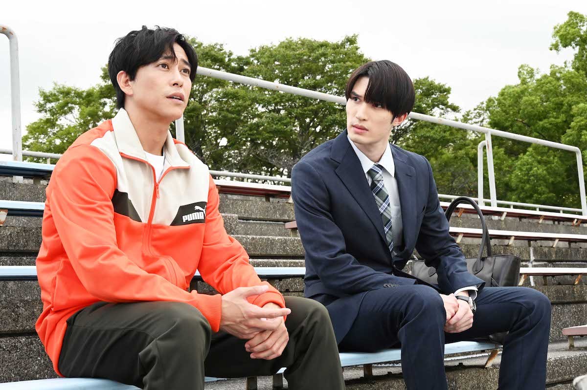 『モンスター』第4話　“亮子”趣里＆“杉浦”ジェシー、名門大学サッカー部の体罰疑惑に迫る