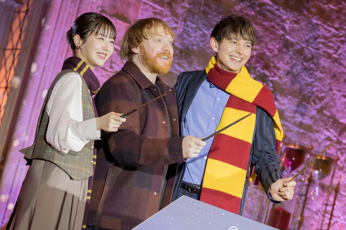 浜辺美波、『ハリー・ポッター』ロン役ルパート・グリントとの対面に感激「ただただ映画を見ているよう」