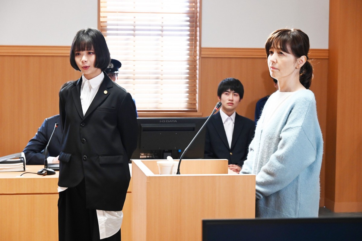 『モンスター』第8話　“亮子”趣里、強盗致傷の罪で逮捕された優等生の弁護を担当