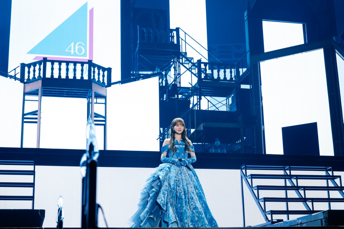 日向坂46、東京ドームライブ　卒業メンバー＆オードリーがサプライズ出演　新曲初披露も