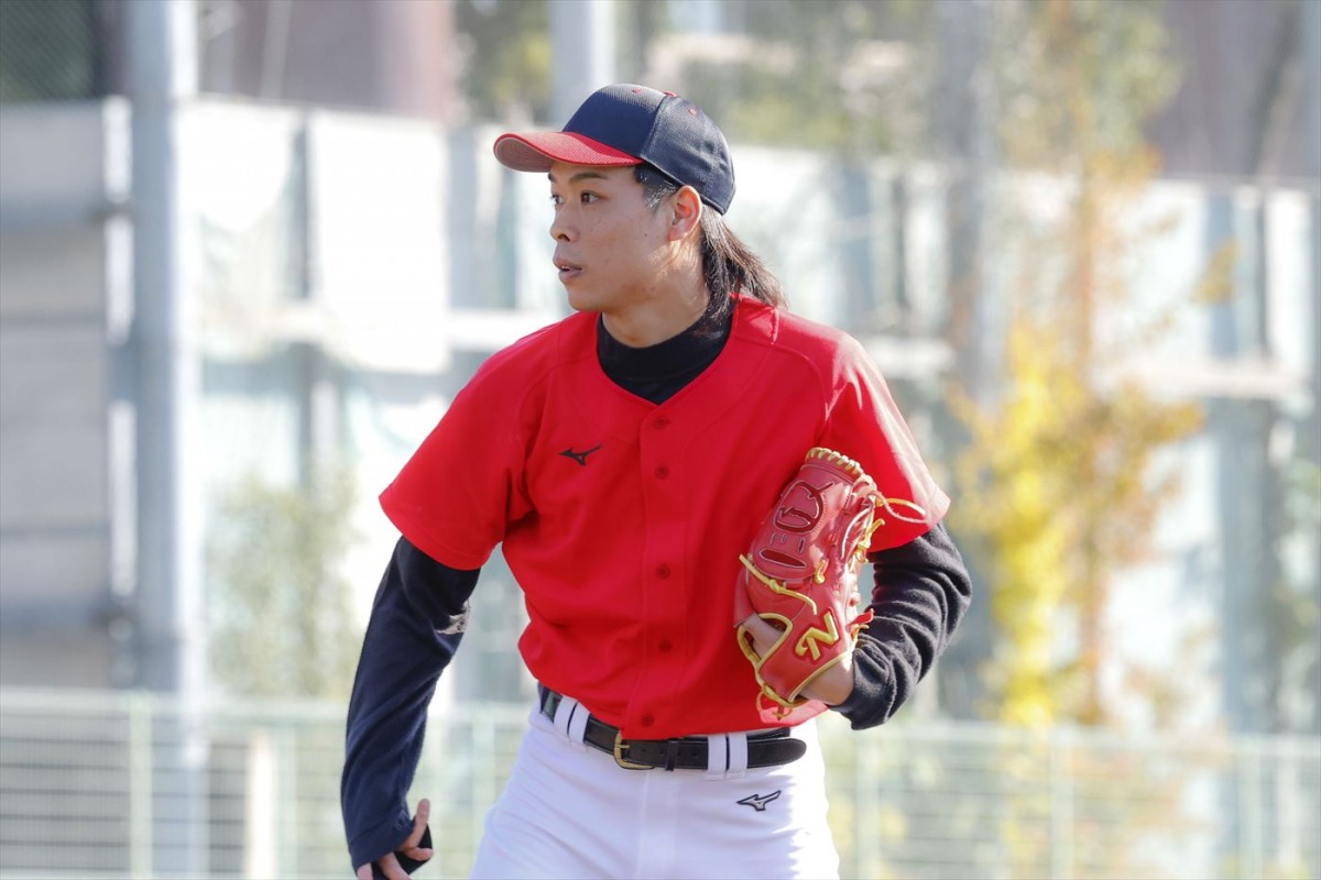 M‐1準優勝・バッテリィズ、佐藤隆太、鈴木福、高橋優斗、DeNA三浦大輔監らが野球対決に参戦！　あす放送『超アスリートvs芸能人』