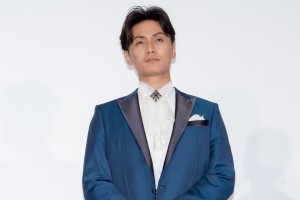 劇場アニメ『ベルサイユのばら』完成披露試写会に登壇した加藤和樹