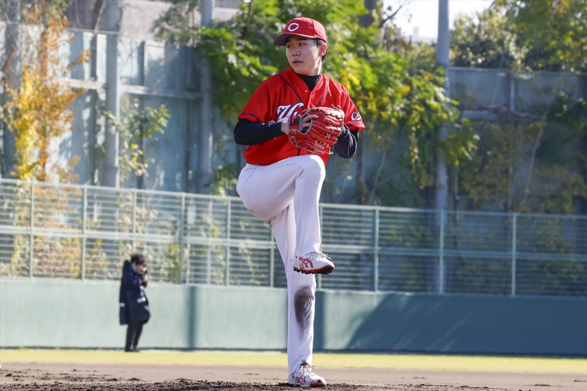 M‐1準優勝・バッテリィズ、佐藤隆太、鈴木福、高橋優斗、DeNA三浦大輔監らが野球対決に参戦！　あす放送『超アスリートvs芸能人』