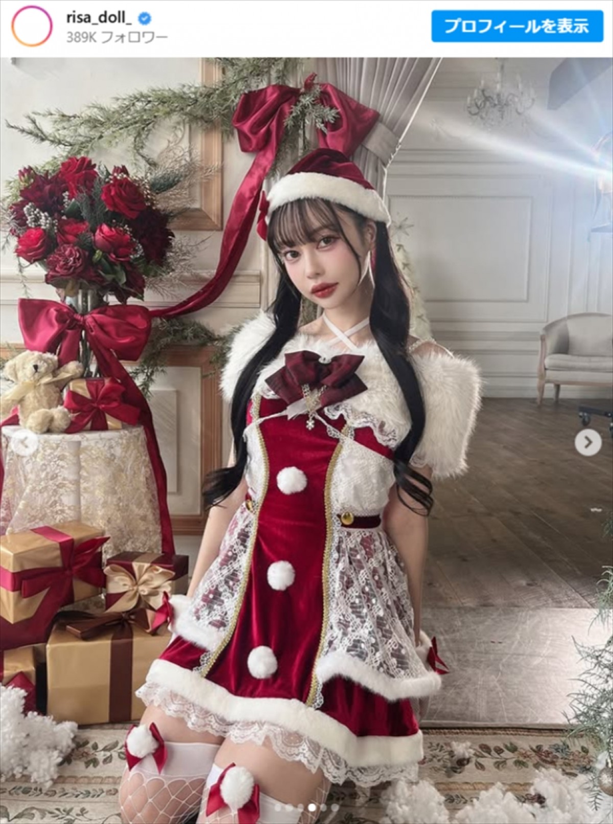 大物俳優夫妻の美人娘35歳、オフショルダー姿で魅力全開「マジで可愛い」　母そっくりと話題