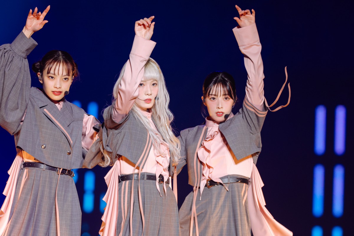 櫻坂46・齋藤冬優花が卒業セレモニー　サプライズで全メンバー登場「BAN」「手を繋いで帰ろうか」を披露