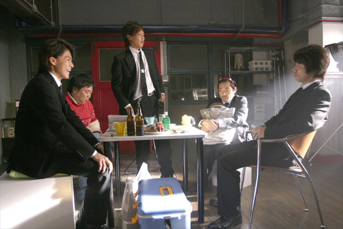 主演・小栗旬、脚本・古沢良太『キサラギ』来年2.7より18年ぶり上映決定！　特報も公開