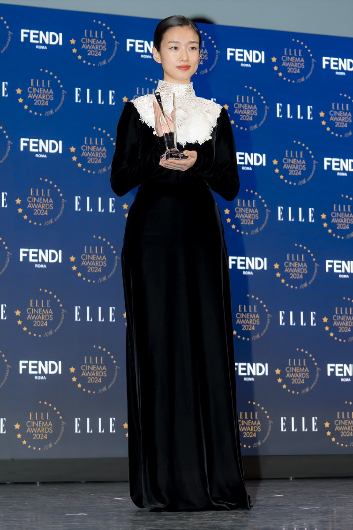 河合優実、エル ベストアクトレス賞受賞　大活躍の2024年は「ずっと走っていた」