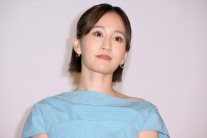前田敦子、映画『一月の声に歓びを刻め』完成披露上映会に登場