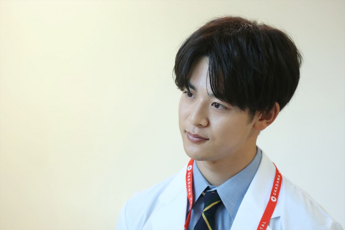 小林虎之介、『PICU』スペシャルに出演決定！　“しこちゃん先生”吉沢亮に盾突くプライド高い研修医役に