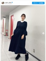 鷲見玲奈、かわいすぎるマタニティファッションを披露　※「鷲見玲奈」インスタグラム