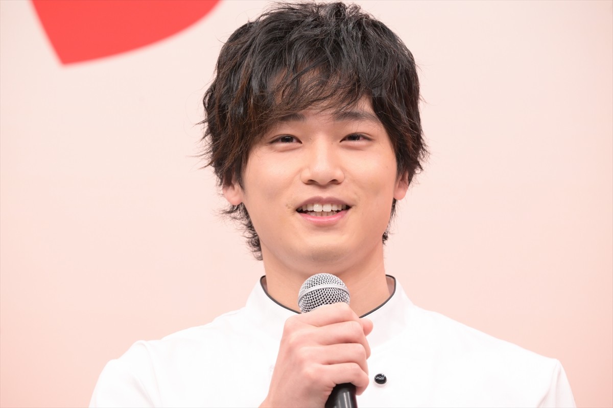 畑芽育、バレンタインデーのほろ苦い思い出を明かす「違う人が違う人に渡して」
