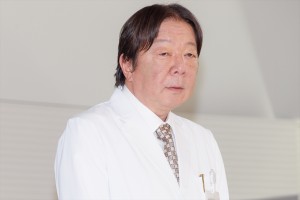 古田新太、新水曜ドラマ『となりのナースエイド』制作発表会見に登場