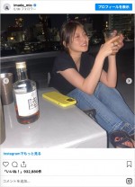 ハイボールをたしなむ今田美桜　※「今田美桜」インスタグラム