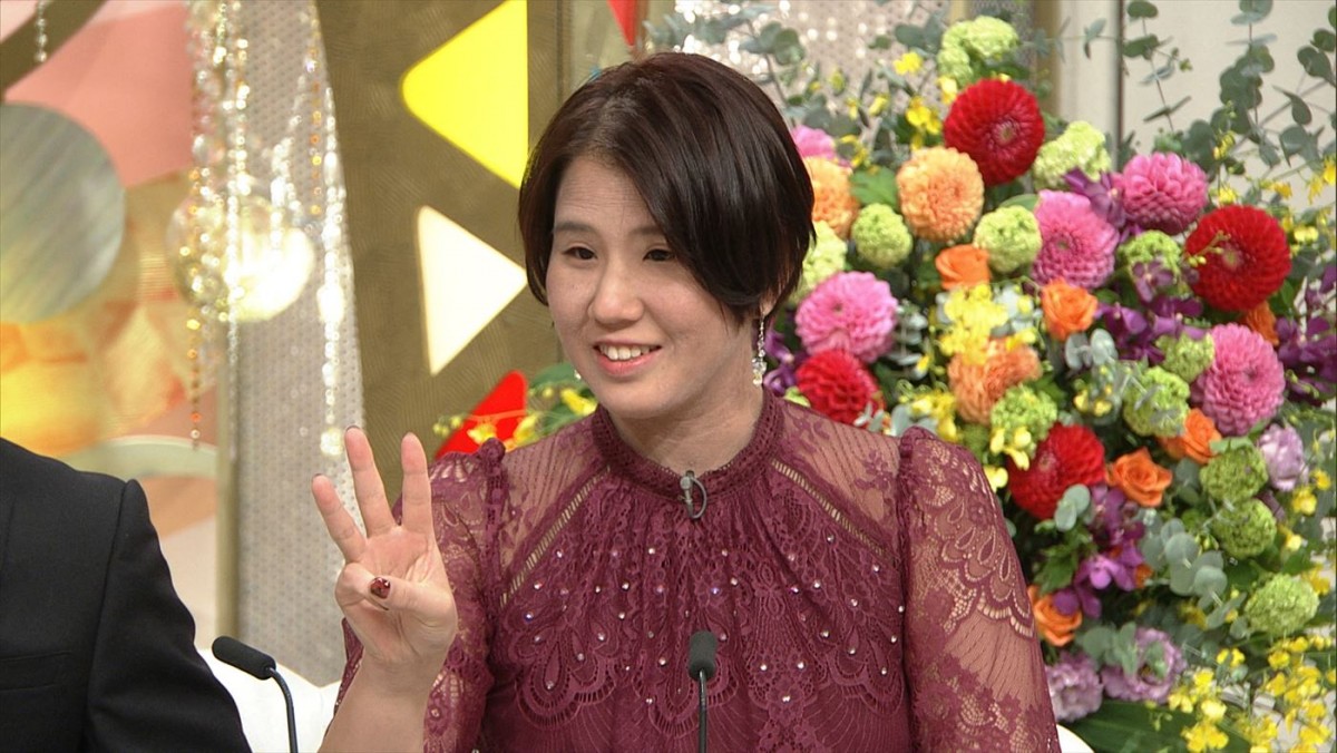 元・銀髪チャラ夫が乙女な戦法で妻にアプローチ！　あすの『新婚さん』