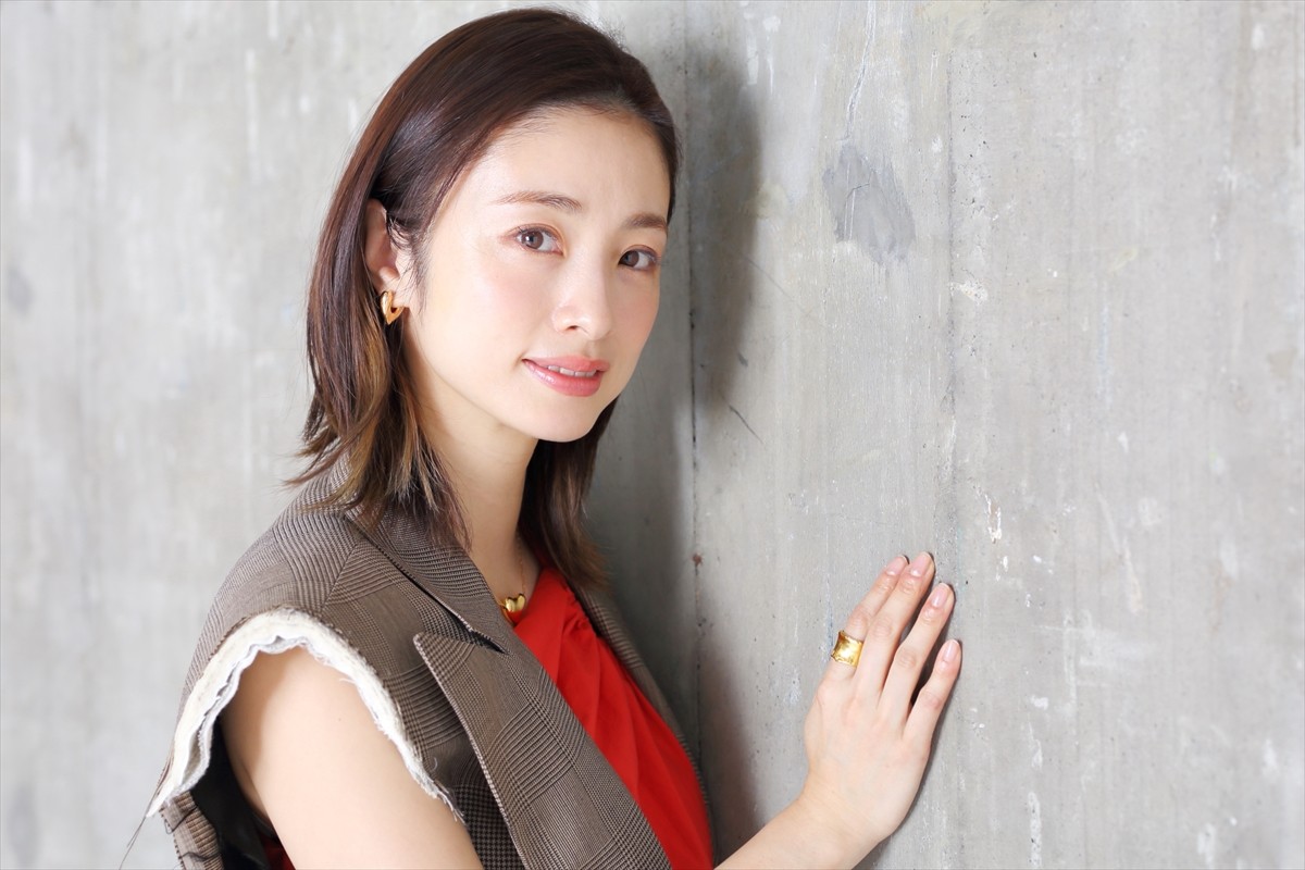上戸彩、子育て中の仕事選びは「無理だと思うものには、手を出さない」　周囲の支えに感謝