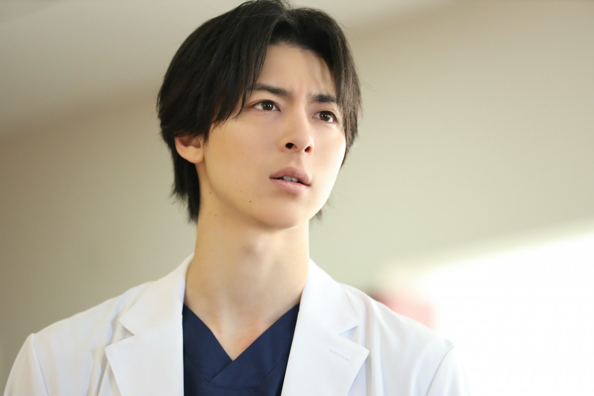 『となりのナースエイド』“澪”川栄李奈、“大河”高杉真宙へのつぶやきに視聴者共感「的確すぎる」