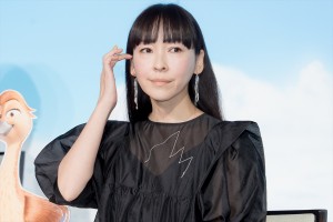 麻生久美子、映画『FLY！／フライ！』日本語吹替版キャスト報告会に登場